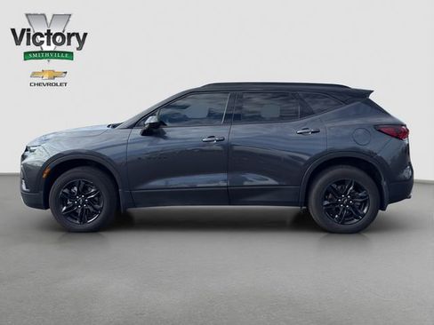 Used 2022 Chevrolet Blazer LT w/ Midnight/Sport Edition FWD image 3
