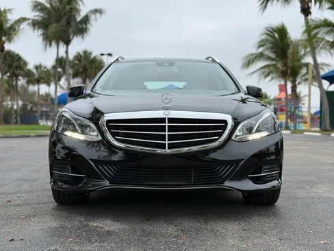 Used 2014 Mercedes-Benz E 350 4MATIC Wagon w/ Premium 1 Package image 4