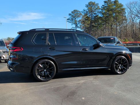 Certified 2023 BMW X7 xDrive40i w/ Executive Package image 9