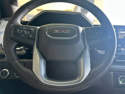 Used 2023 GMC Sierra 1500 SLT w/ SLT Premium Package RWD image 22