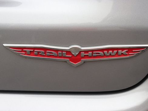 Used 2017 Jeep Compass Trailhawk image 52