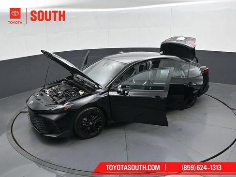 Used 2026 Toyota Camry SE FWD image 50