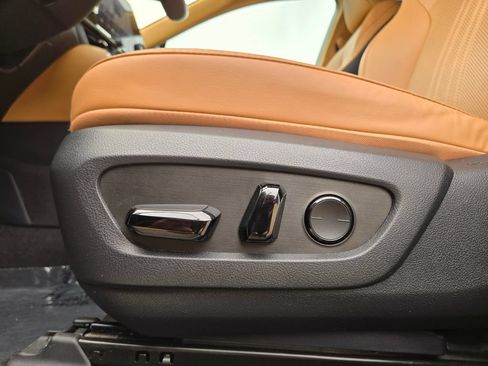 Used 2024 Lexus NX 250 FWD image 17