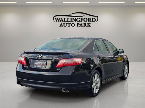 Used 2007 Toyota Camry XLE image 4