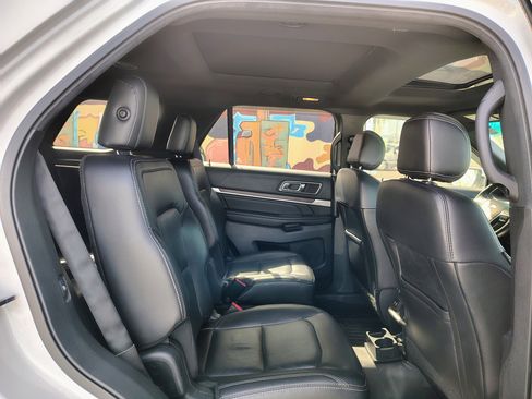 Used 2017 Ford Explorer Limited w/ Equipment Group 303A AWD/4WD image 16