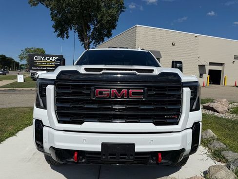 Used 2026 GMC Sierra 2500 AT4 w/ AT4 Premium Plus Package AWD/4WD image 8