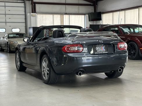 Used 2014 MAZDA MX-5 Miata Sport image 6