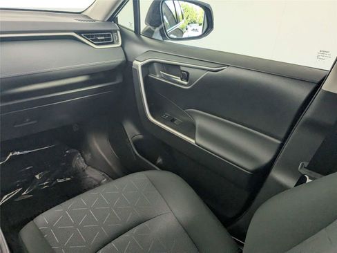 Used 2025 Toyota RAV4 XLE w/ Convenience Package AWD/4WD image 41