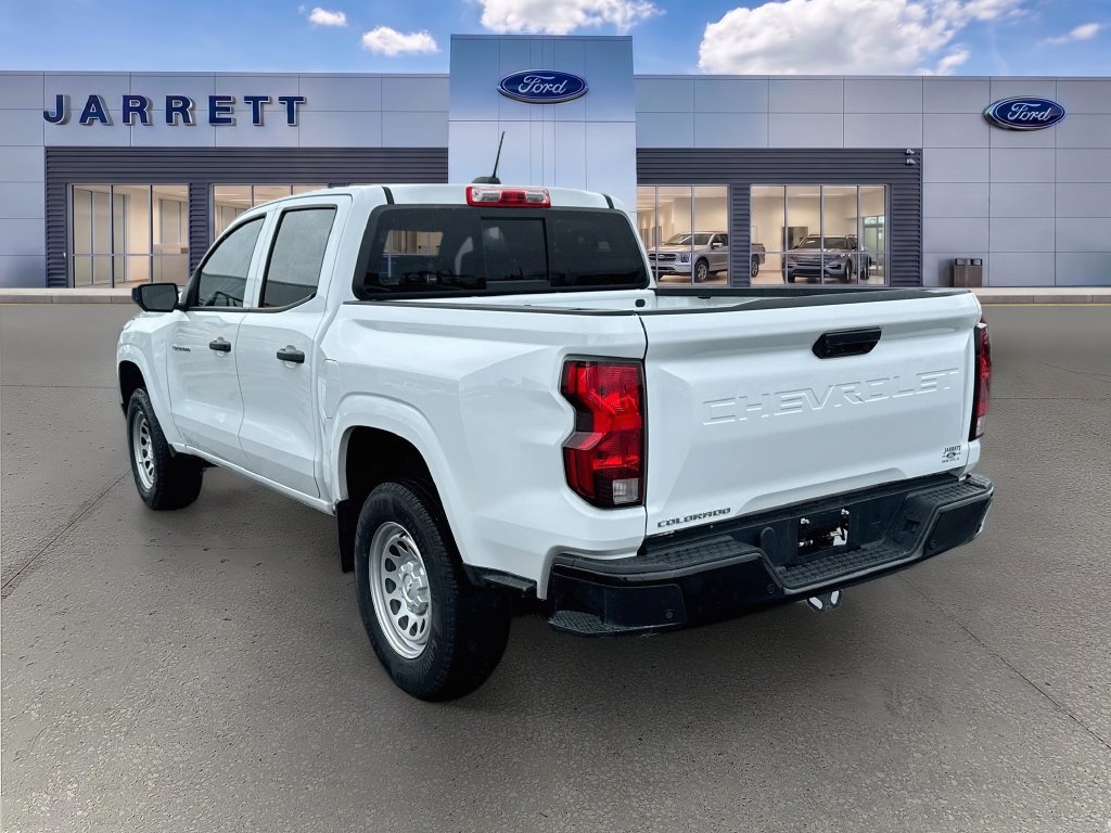 Used 2024 Chevrolet Colorado W/T w/ Technology Package RWD image 5