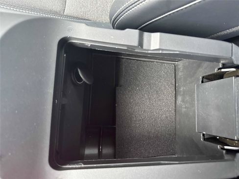 Used 2024 Ford Mustang Coupe RWD image 28