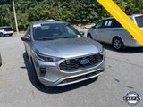 Used 2023 Ford Escape ST-Line image 3
