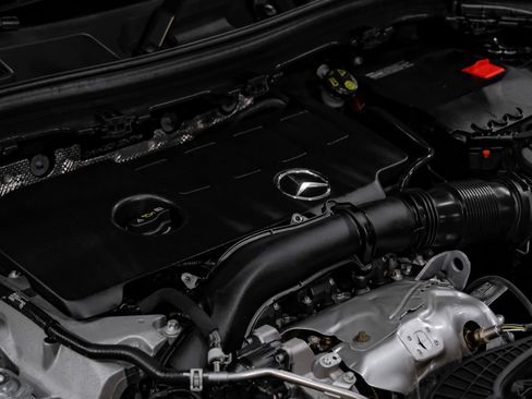 Used 2023 Mercedes-Benz GLA 250 image 52