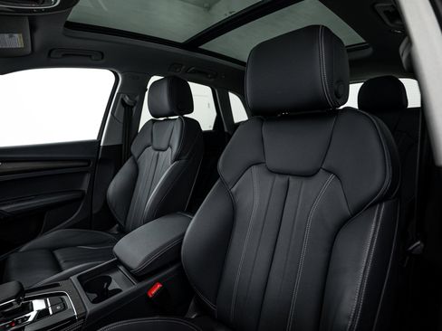 Certified 2024 Audi Q5 e Premium Plus AWD/4WD image 18
