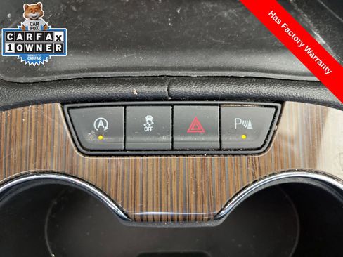 Used 2023 GMC Acadia SLE w/ Driver Convenience Package FWD image 21