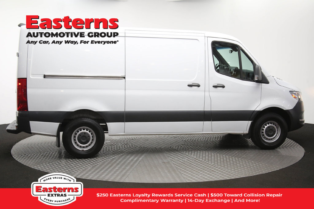 Used 2019 Freightliner Sprinter 2500 RWD image 40
