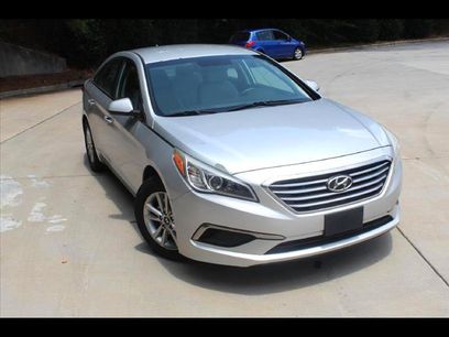 Used 2017 Hyundai Sonata SE