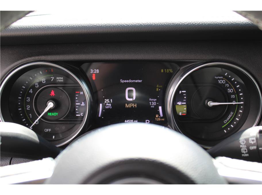 Used 2023 Jeep Wrangler Unlimited Sahara w/ Cold Weather Group AWD/4WD image 18