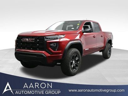Used 2024 GMC Canyon Elevation