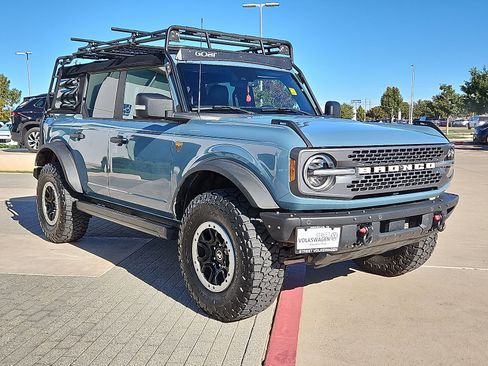 Used 2021 Ford Bronco Badlands image 4