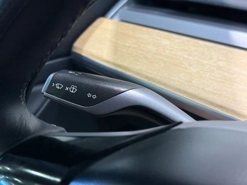 Used 2020 Tesla Model 3 RWD image 17