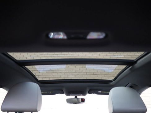 Used 2016 Audi Q3 2.0T Premium Plus w/ Technology Package image 12