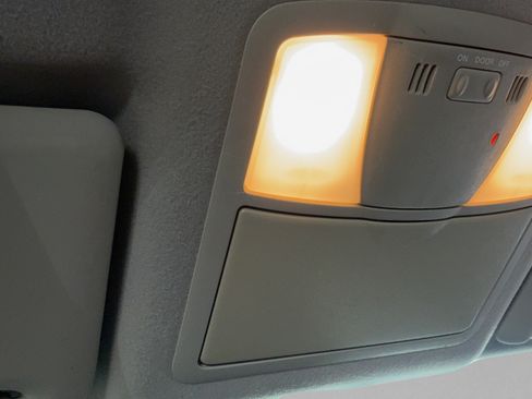 Used 2013 Nissan Rogue S w/ Special Edition Pkg FWD image 15