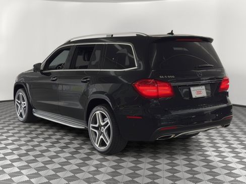 Used 2019 Mercedes-Benz GLS 550 4MATIC image 3