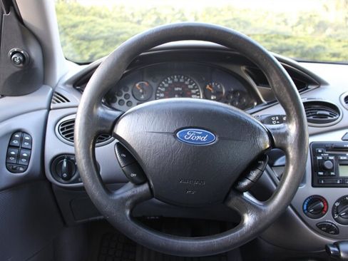 Used 2004 Ford Focus ZTW image 18