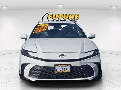 Certified 2025 Toyota Camry SE image 2