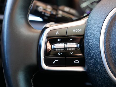 Certified 2022 Kia Sorento SX Prestige image 28