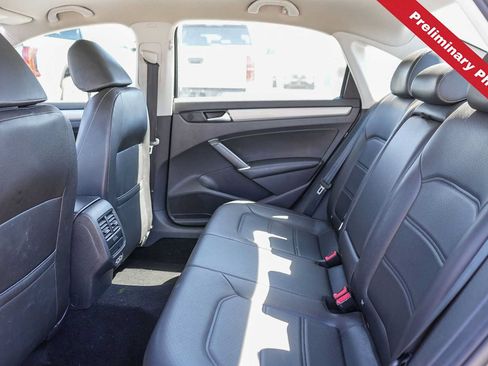 Used 2020 Volkswagen Passat 2.0T SE FWD image 8