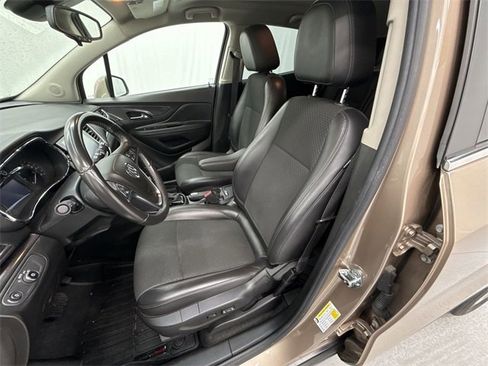 Used 2018 Buick Encore Preferred image 11