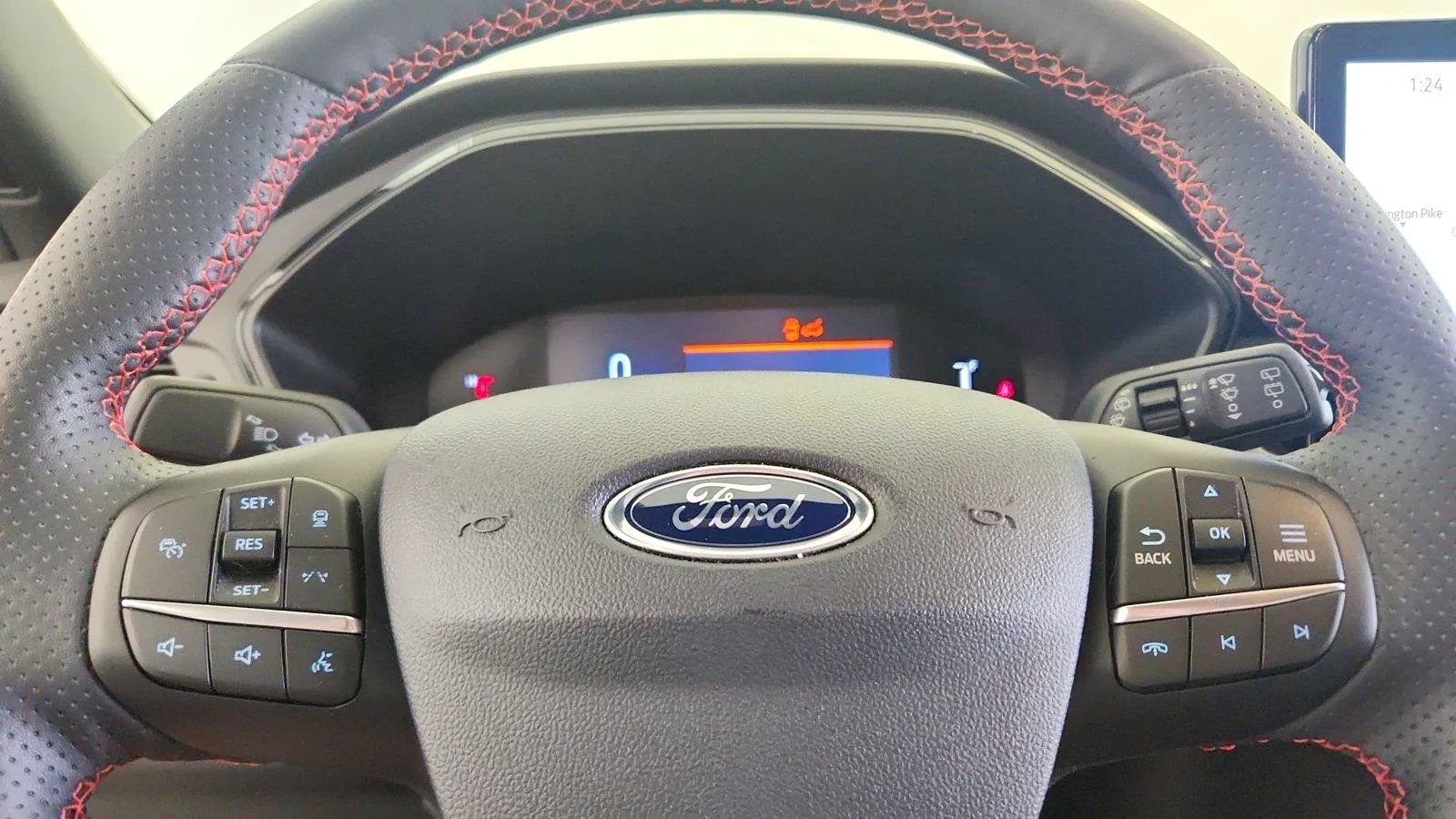 Used 2024 Ford Escape ST-Line w/ Tech Pack #1 AWD/4WD image 18