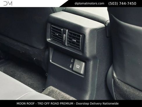 Used 2025 Toyota 4Runner TRD Off-Road Premium AWD/4WD image 22
