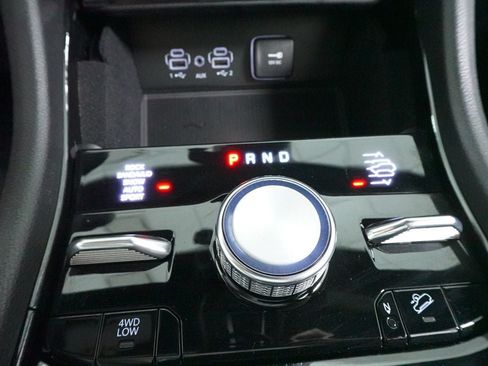 Used 2021 Jeep Grand Cherokee L Summit w/ Advanced Protech Group IV AWD/4WD image 16