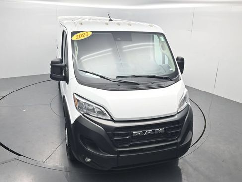 Used 2025 RAM ProMaster 2500 w/ Convenience Group FWD image 35