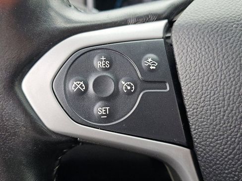Used 2018 Chevrolet Colorado LT w/ LT Convenience Package RWD image 9