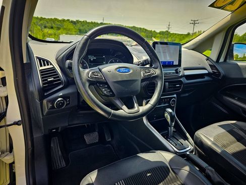Used 2020 Ford EcoSport SES w/ SES Black Appearance Package AWD/4WD image 12
