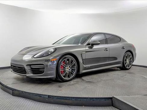Used 2015 Porsche Panamera GTS AWD/4WD image 2