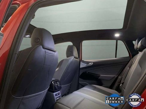 Used 2023 Volkswagen ID.4 Pro S Plus image 22