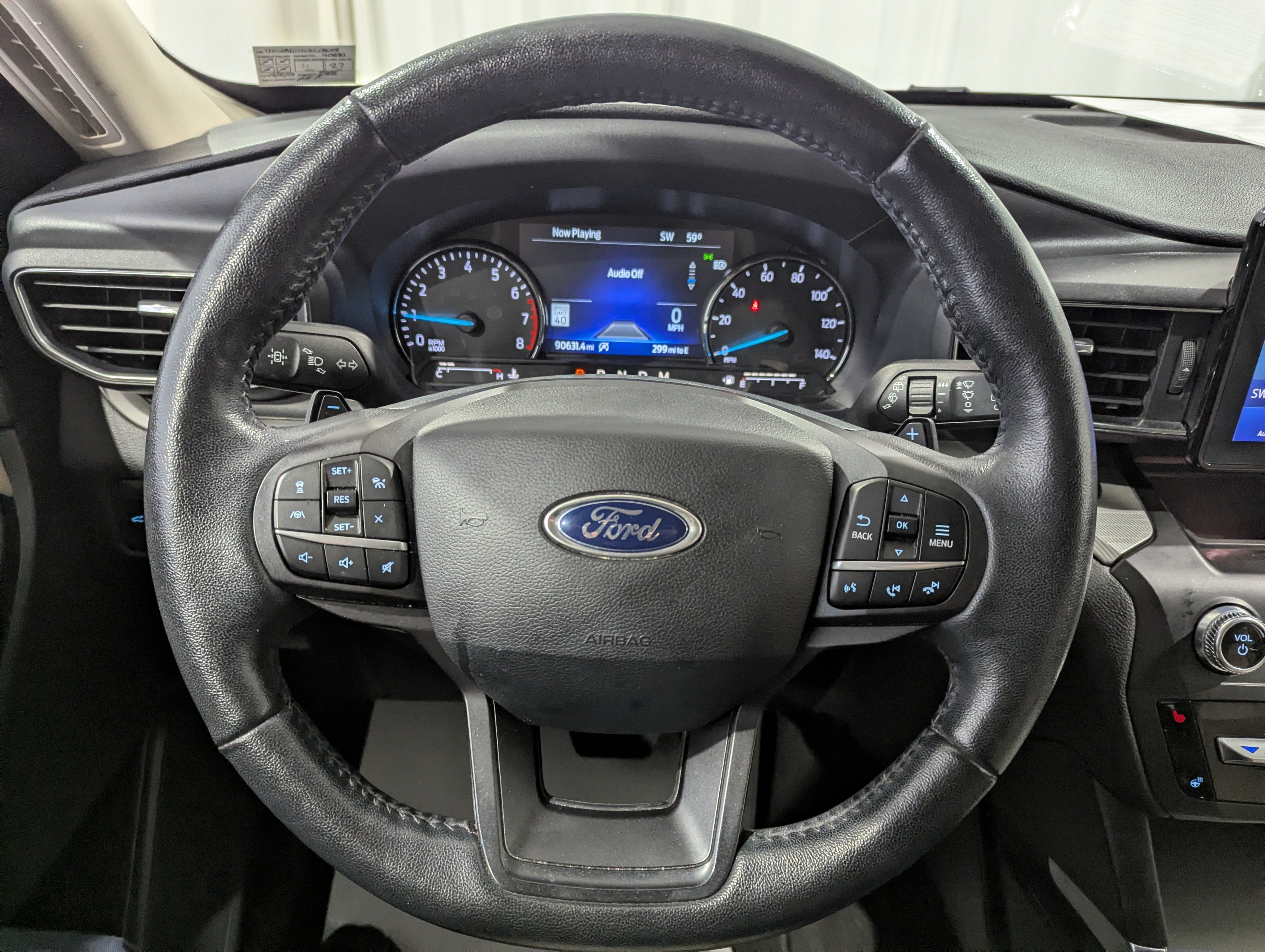 Used 2020 Ford Explorer XLT w/ Equipment Group 202A AWD/4WD image 20