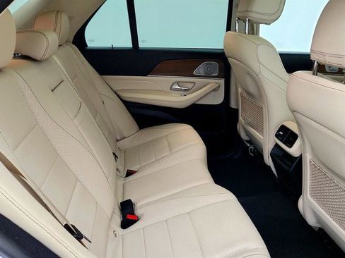 Used 2022 Mercedes-Benz GLE 350 4MATIC image 22
