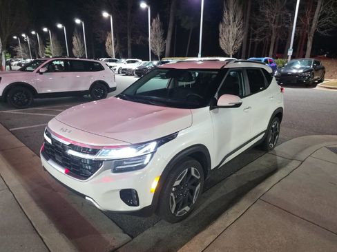 Certified 2024 Kia Seltos SX image 1