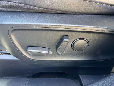 Used 2020 Ford Escape SEL image 16