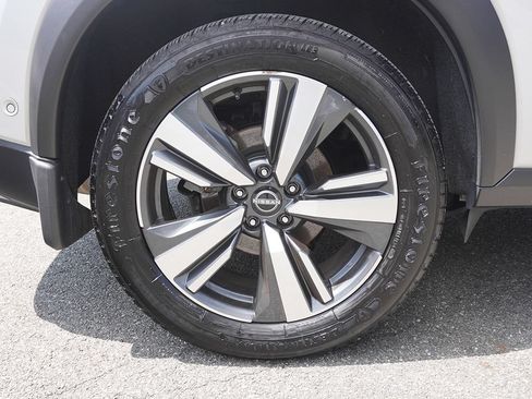 Used 2023 Nissan Rogue Platinum w/ Platinum Premium Package AWD/4WD image 24