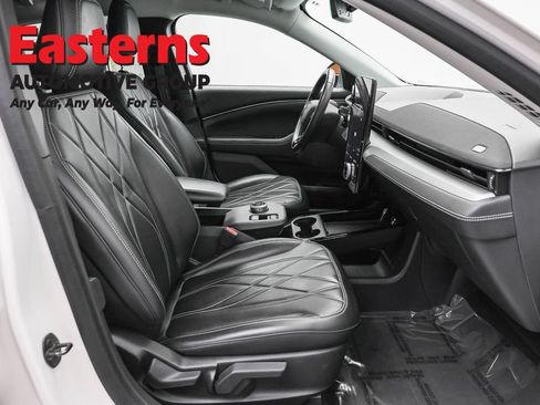 Used 2021 Ford Mustang Mach-E Select w/ Comfort/Appearance Package AWD/4WD image 24