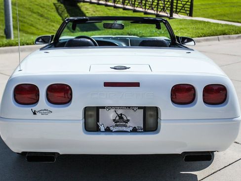 Used 1995 Chevrolet Corvette image 15