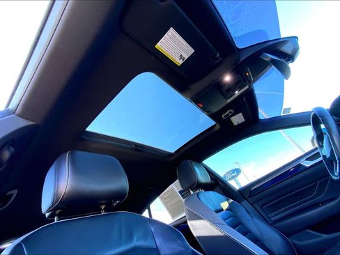 Used 2023 Volkswagen Arteon SEL Premium image 17