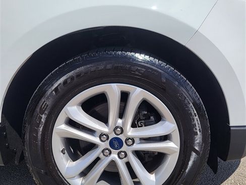 Used 2019 Ford Edge SEL w/ Equipment Group 201A FWD image 28