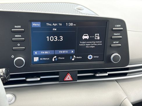 New 2026 Hyundai Elantra Sport FWD image 21